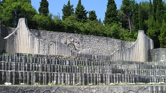 Partizansko groblje u Mostaru.