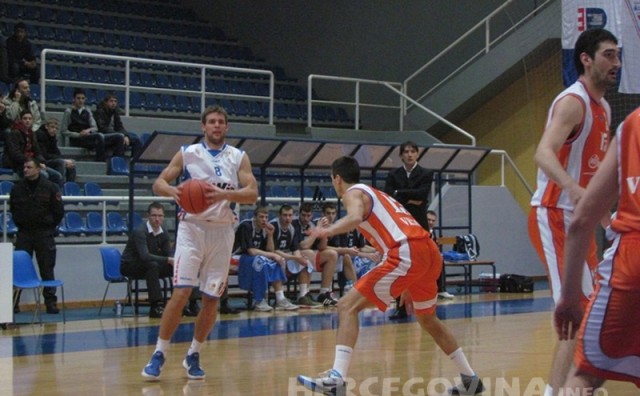 HKK Široki Wwin-KK Hemofarm 72:65