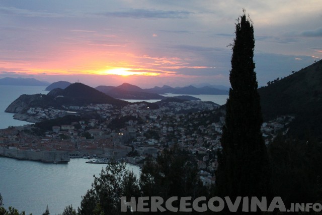 Dubrovnik, zalazak sunca, smještaj, ljetovanje, Dubrovnik
