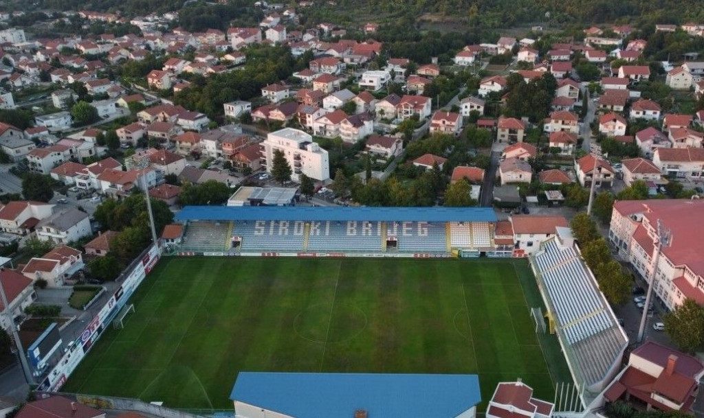 Stadion Pecara