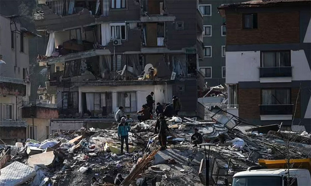 Turska potres ruševina