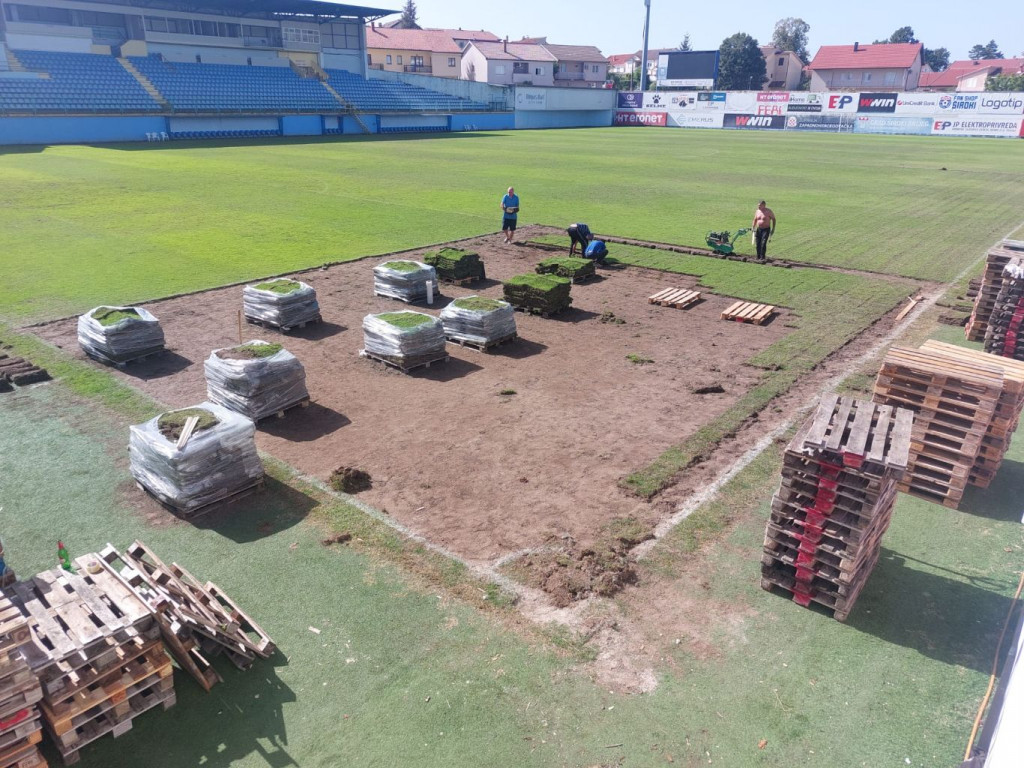 Novi travnjak na Pecari, stadion PEcara, hibridni travnjak