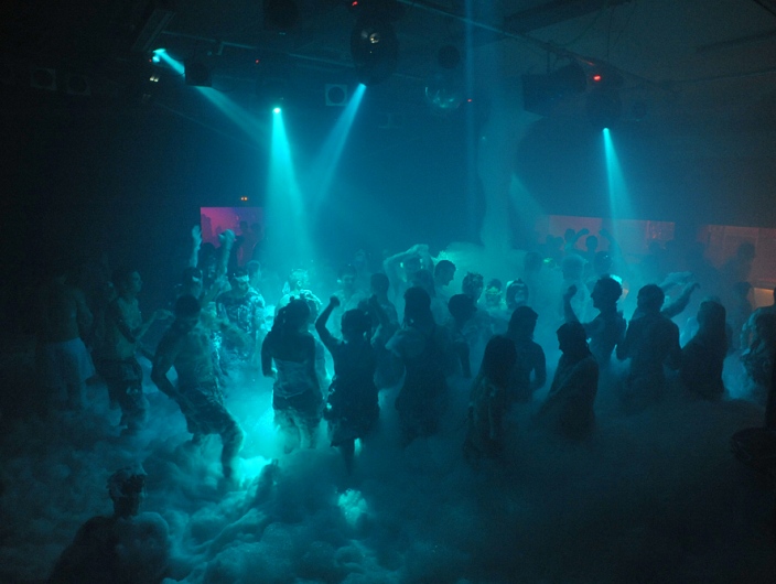 zagreb beograd party, brucošijada, Zagreb, studenti, party, WikiLeaks, muslimani, mladež, ljubav, sex, Nova godina, silvestrovo, zabava, rođendan, pogreška, šampanjac, račun, party, energetska pića, party, zabava, izlasci, party, mostarac bez dlake na jeziku , mostarke