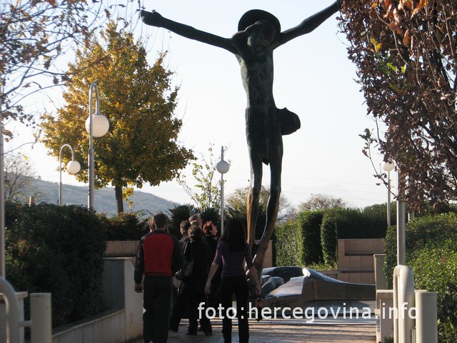 Međugorje, ozdravljenje, kip, Međugorje, evanđelje, naviještanje evanđelja, Međugorje