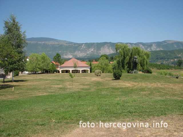 rama šćit, Rama, provala