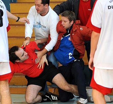 Neredi, navijački nerdi