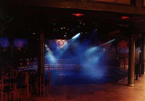 bomba, Livno, pogodak, diskoteka, veza, ljubav, sex, Tomislavgrad, lažna dojava, tarik razić, HNŽ, noćni klub