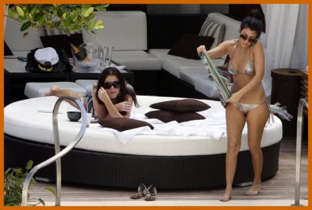 Khloé Kardashian Odom i Kim Kardashian