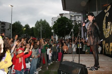 Čapljina, zvijezda, Čapljina pleše