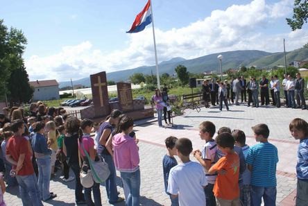 Lipanjske zore, Čapljina