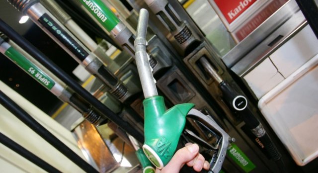 benzinska pumpa petrol livno, benziska pumpa, crna kronika, nafta, Gorivo, nafta, Gorivo, Gorivo, pojeftinjenje, FBIH, uređaj, Gorivo, štednja, Ljubuški, ispekcija, radnici, Gorivo, savjeti, potrošnja, nafta, Gorivo, inspekcija, nafta, ulje, BIH, Gori