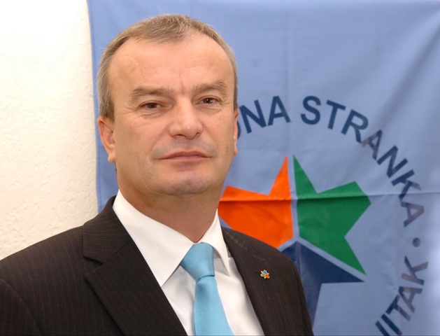 Lijanovići, Dobar loš zao emisija, Mladen Ivanković Lijanović, Vijeće ministara, platformaši