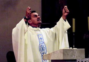 narkoman, diler, svećenik