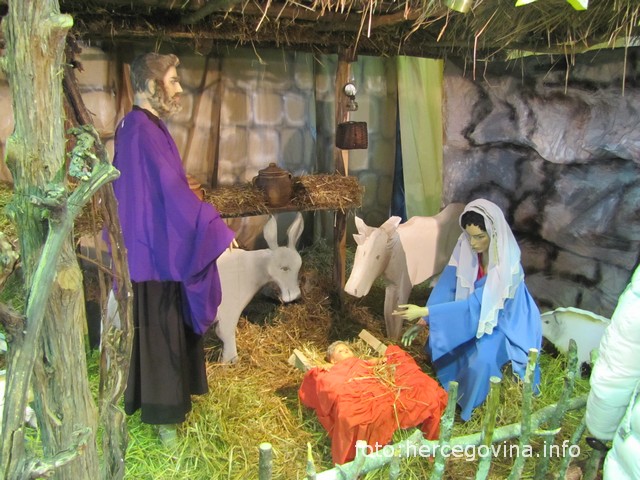 Božić, Mostar, čarolija, sajam, Božić, Hercegovina, Božić, čestitka, Udruge proizašle iz Domovinsko rata 1990, Božić, značenje, običaji