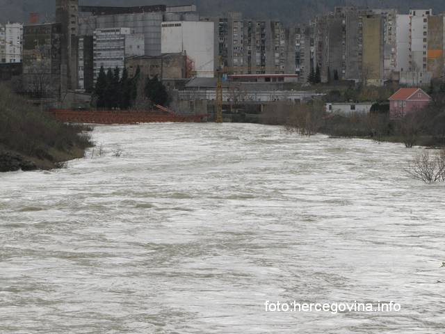 most, avenija, sutina