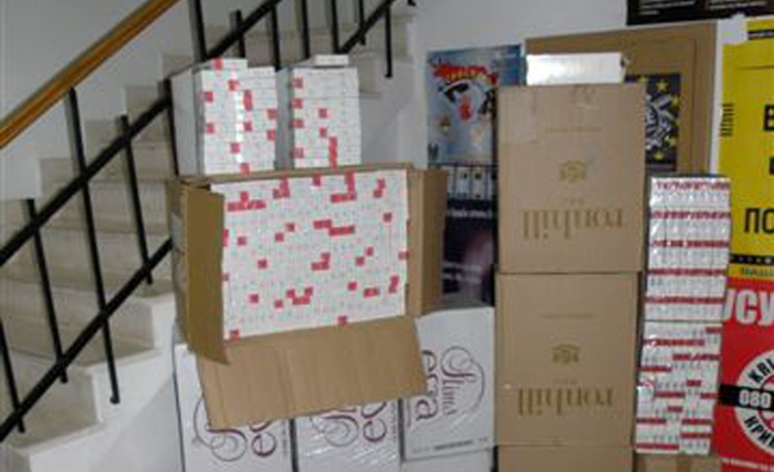 šverc, šverc cigareta, Trebinje, crna kronika, Bileća, cigarete, šverc cigaretama, granična policija bih, granična policija, šverc cigareta, šverc, Metković, sa markicama Ministarstva financija Crne Gore