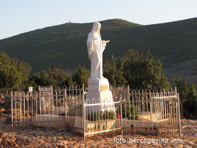 Brdo Ukazanja, Međugorje, droga, komuna, Međugorje, Gospa Međugorje
