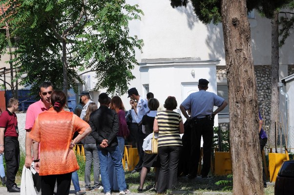 deložacija, Mostar, obitelj knezović