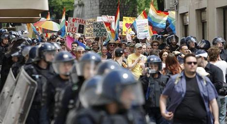 gay parada, anti gay, Split