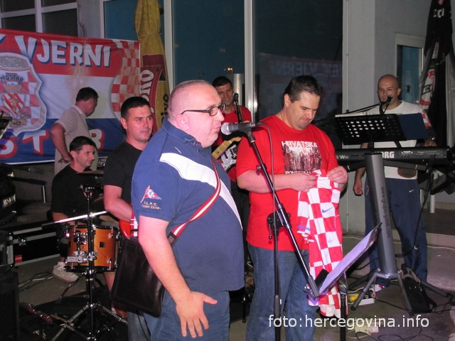 Mostar, uvijek vjerni, Vatreni