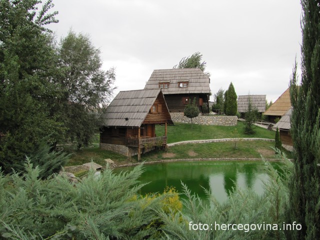 etno selo, stanišić, hercegovački vicevi, etno selo