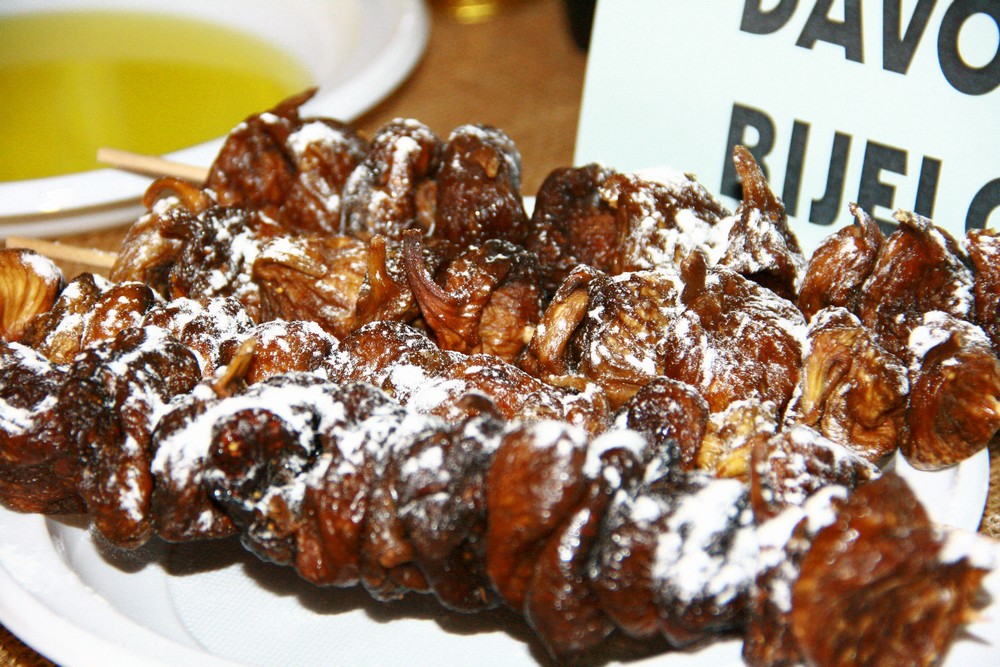 U Stocu svečano otvorena sajamska manifestacija "Hercegovački plodovi Mediterana''