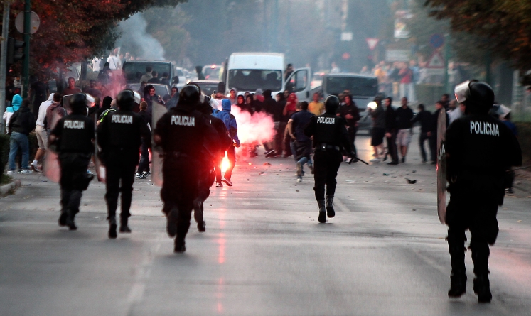Torcida, Sarajevo, navijački neredi, Komitet za normalizaciju, Dino Begić, Ivica Osim, navijački neredi, Neredi u Mostaru, neredi u širokom brijegu, huligani, zabrana, navijači, Premijer liga BiH, Komitet za normalizaciju, navijači, uvjetna kazna, NS BIH, MJERE, navijači, nered, neredi navijača, Red Army, Ultras, Ultras - Zrinjski