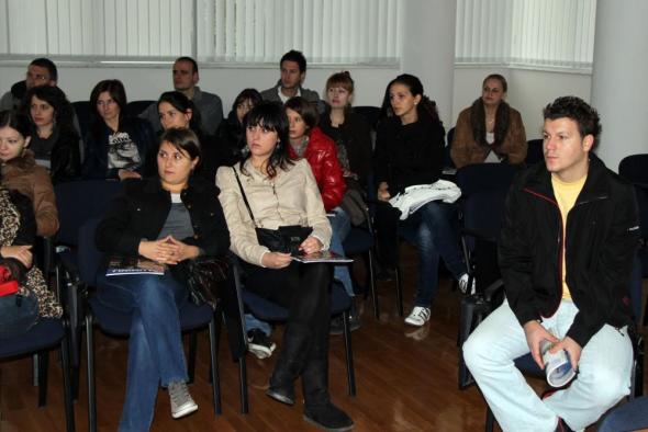 Aluminij Mostar, studenti