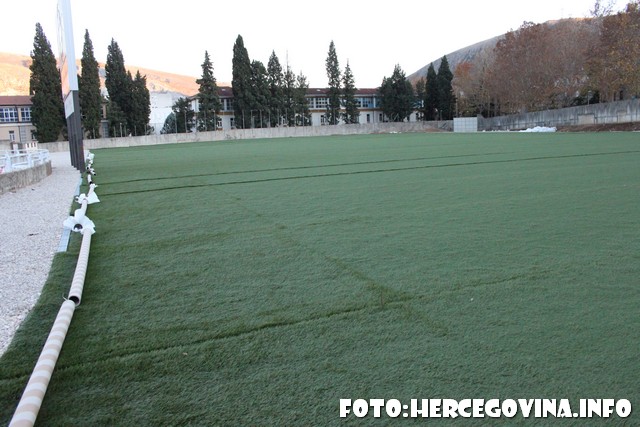 HŠK Zrinjski, Stadion HŠK Zrinjski, umjetna trava