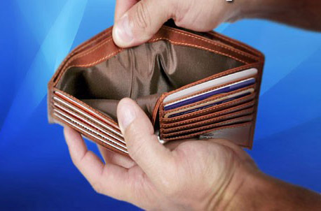 hrana, siromaštvo, bijeda, javne kuhinje, recesija, Novac, kriza, PDV, analize, sitni kriminal, Džepari, kradljivci, kradljivci, Livno, MUP Hercegbosanske županije, navike, ušteda, Novac, stopa nezaposlenosti, Nezaposlenost mladih, nezaposlenost, BIH, prezaduženost, dugovanja, velimir raspudić, hercegovka, novčanik, posuđivanje, džeparoška, džeparenje, džeparoši, nezaposlenost, mladi, BIH