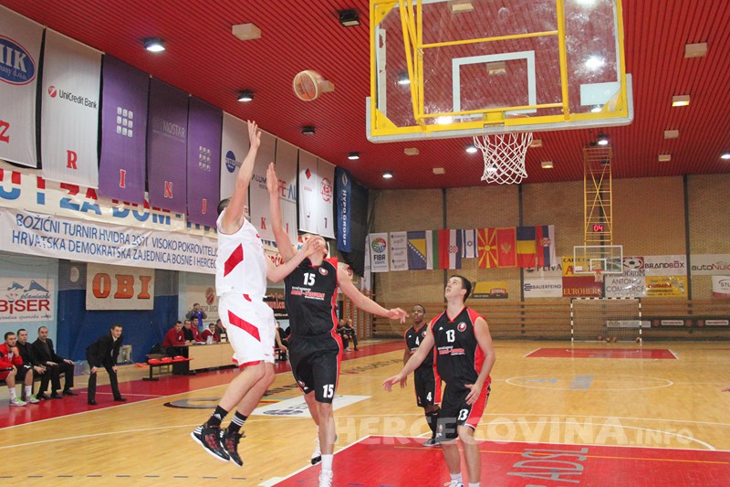 HKK Zrinjski, okk čelik