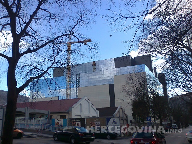 Mostar, tržni centar, izgradnja