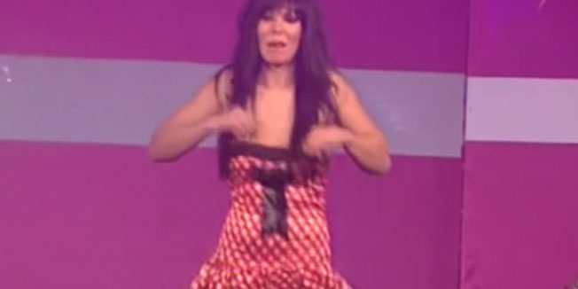 Ivana Mlađović, Playboy, Playbojeve zečice, grudi