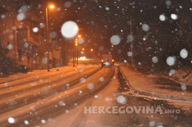 snijeg u Mostaru