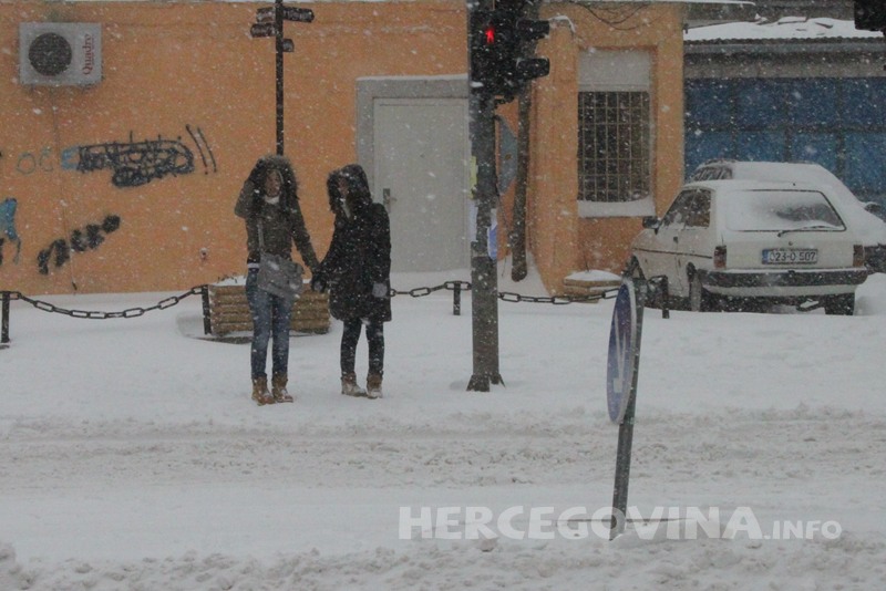 snijeg, Mostar, Mostar, snijeg, nepogoda, Mostar, snijeg, Hrvatska, vremenska prognoza