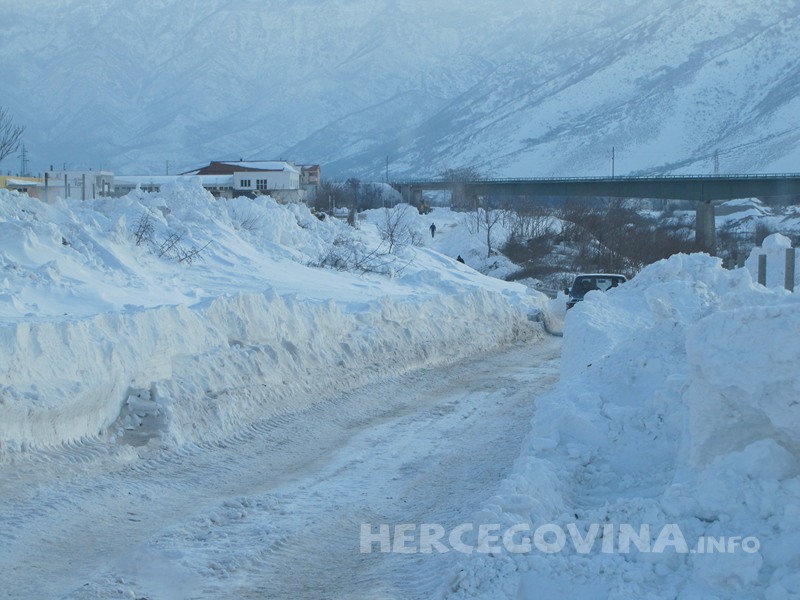 Mostar, snijeg, nepogoda, snijeg, Elementarna nepogoda, Tomislavgrad, Šujica, prekid, snijeg, promet, Šujica, Tomislavgrad