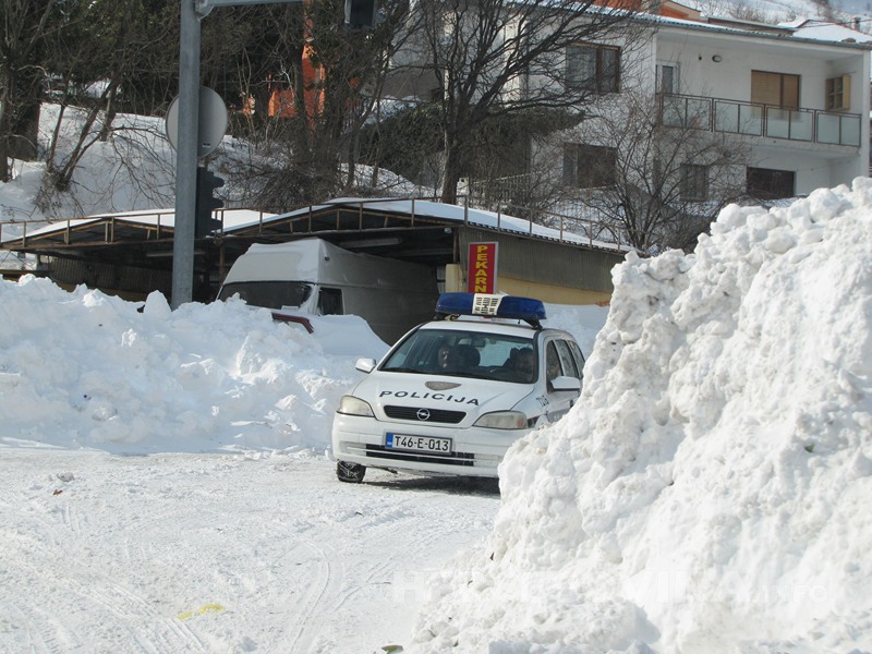 snijeg, Mostar, Mostar, lopata, snijeg