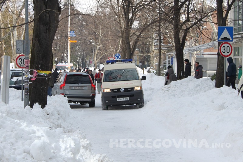 Mostar, sunce, snijeg, HGSS, snijeg, Mostar, Stožer civilne zaštite Grada Mostara, snijeg, stanje na cestama, Mostar, snijeg, Elementarna nepogoda, Mostar, snijeg