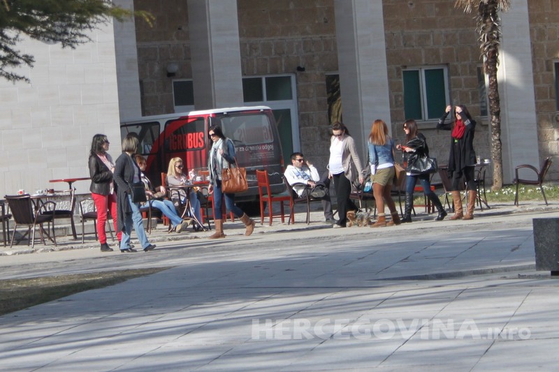 Mostar, javne površine