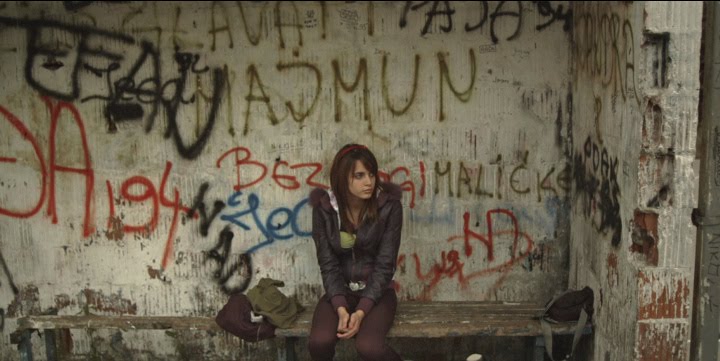 maja miloš, klip, tinejdžerice, golotinja