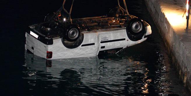 Makarska, leš, automobil