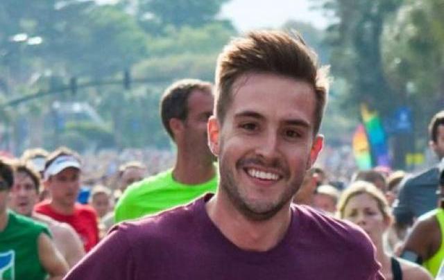 mladić, fotka, internet