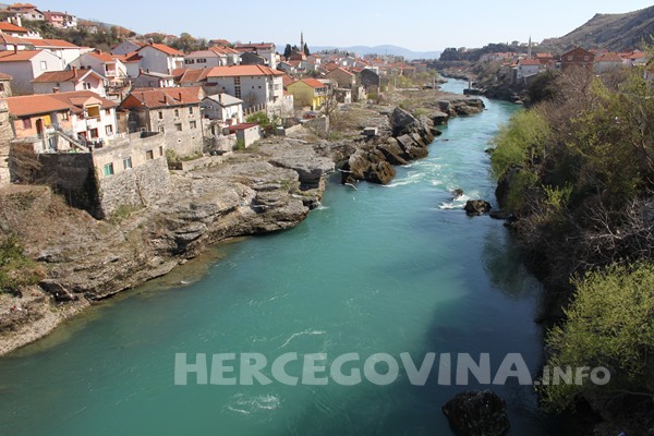 Mostar, Neretva, Buna, klima uređaj, Valentin Inzko, Mostar, statut