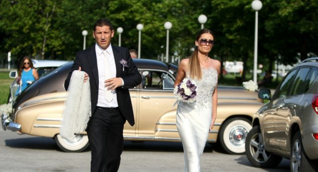 Bivši nogometaš Dinama Silvio Marić oženio djevojku Ivu. Na vjenčanje