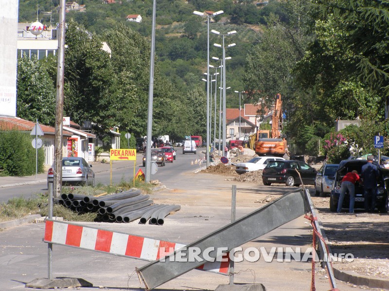 mostarske-ulice-kao-veliko-gradiliste