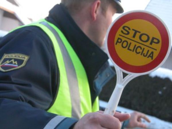 crna kronika, BIH, vozači, kazne, Gacko, droga, uhićenje, hercegovački vicevi, šverc, granica, divljaci, promet, izbjegavanje, kazne, promet, policija, škola, zajedničke patrole, mup, stanje na cestama, stanje na putevima, stanje na prometnicama, AMS BIH, kazne, BIH