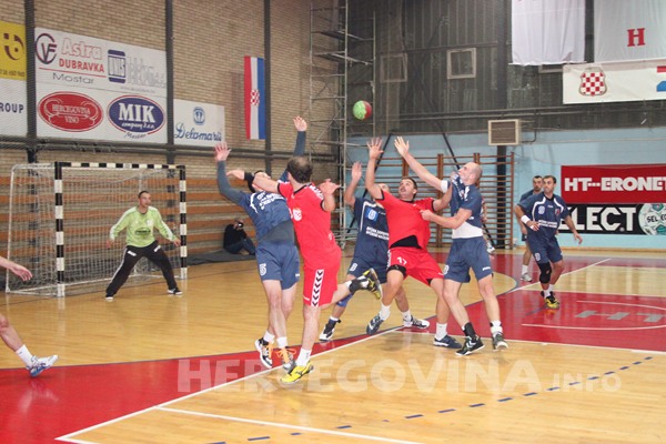 HMRK Zrinjski, RK Krivaja