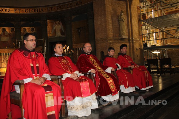 Roterdam, Sveti Nikola Tavelić