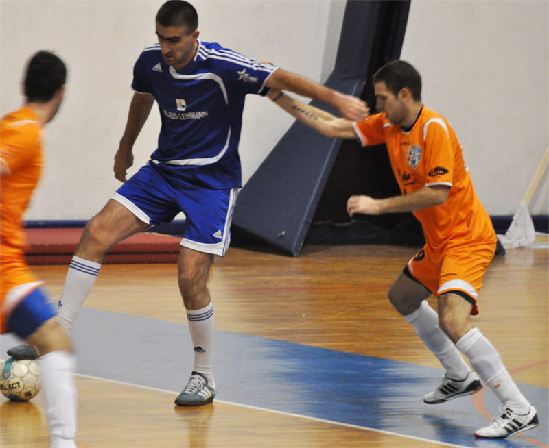 Mali nogomet: Domaće pobjede Brotnja, Karake i Centra