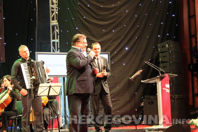 Halid Bešlić, unuci, djed